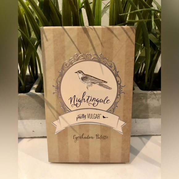 Pretty Vulgar Nightingale Eyeshadow Palette - Picture 6 of 8